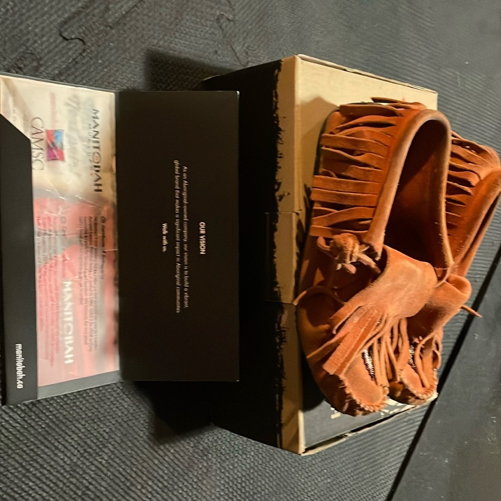 Manitobah Mukluks
